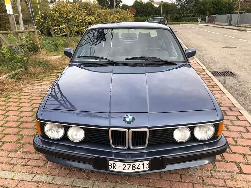Usata BMW 745 220 CV (161 kW) 1987 Blu Berlina