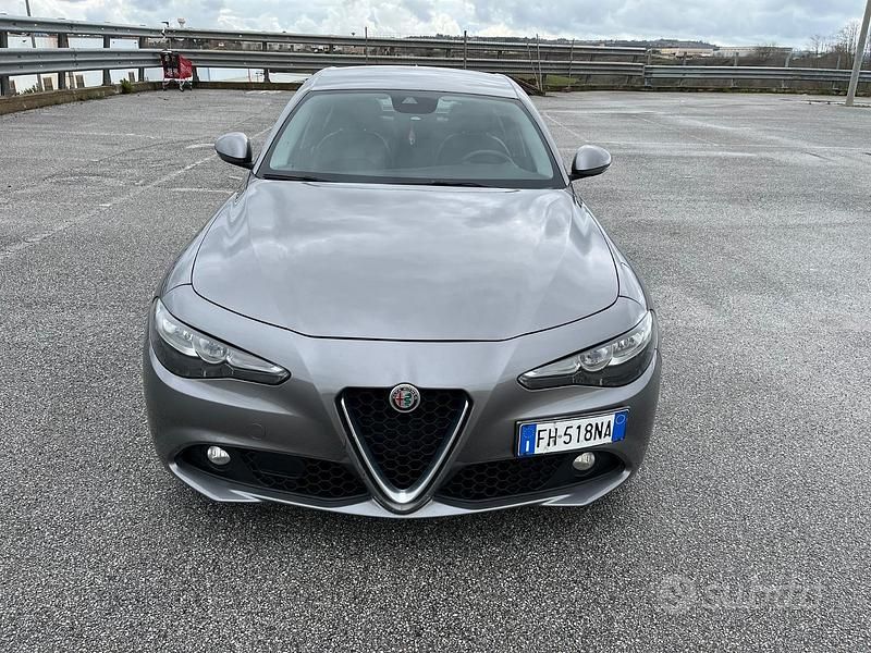 Usata Alfa Romeo Giulia Business 150 CV (110 kW) 2017 Berlina