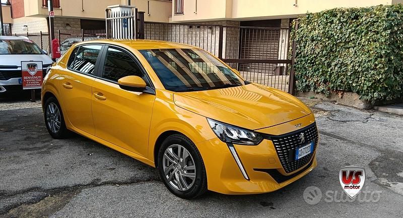Usata Peugeot 208 Active 75 CV (55 kW) 2021 Giallo Utilitaria