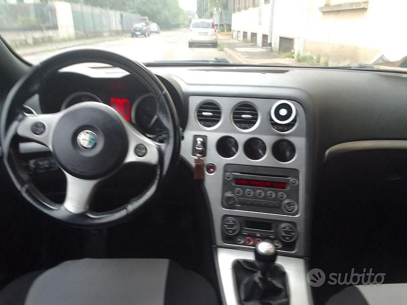 Brugt Alfa Romeo 159 170 HK (125 kW) 2009 Grå Sedan