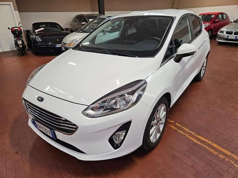 Usata Ford Fiesta Titanium 86 CV (63 kW) 2018 Bianco Utilitaria