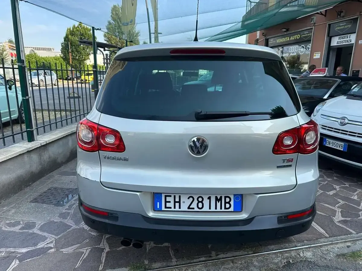 Usata VW Tiguan Trendline 150 CV (110 kW) 2011 Bronzo SUV
