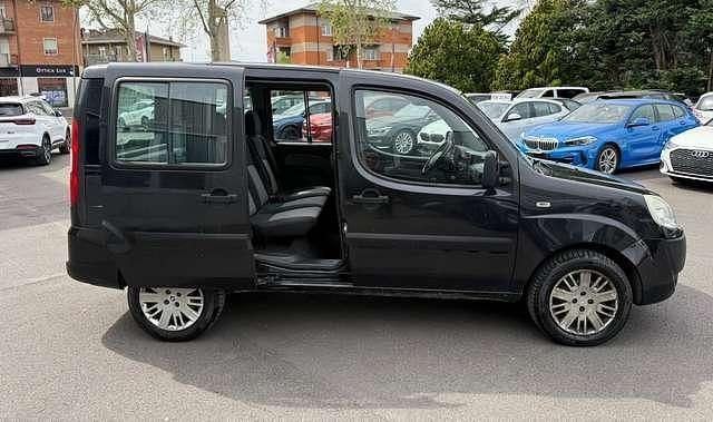 Usata Fiat Doblò Active 84 CV (61 kW) 2007 Grigio Monovolume