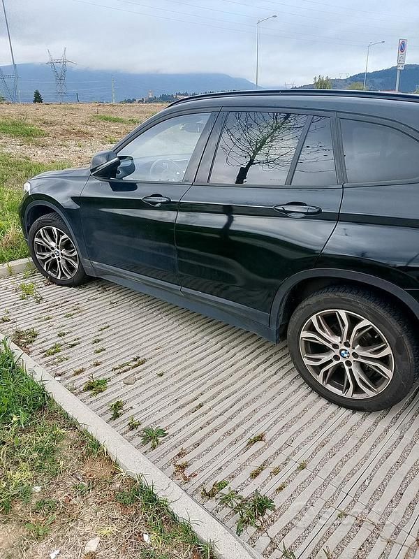 Usata BMW X1 Advantage 150 CV (110 kW) 2022 Nero SUV