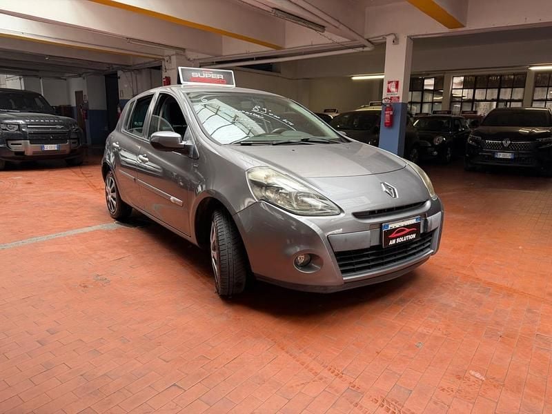 Usata Renault Clio II 75 CV (55 kW) 2011 Grigio Berlina