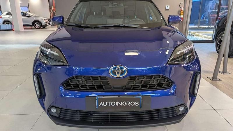 Usata Toyota Yaris Cross Trend 92 CV (67 kW) 2022 Blu/azzurro SUV