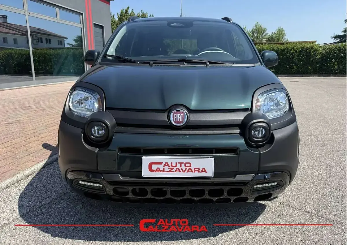 Nuova Fiat Panda Cross Cross 65 CV (47 kW) 2026 Verde foresta Utilitaria