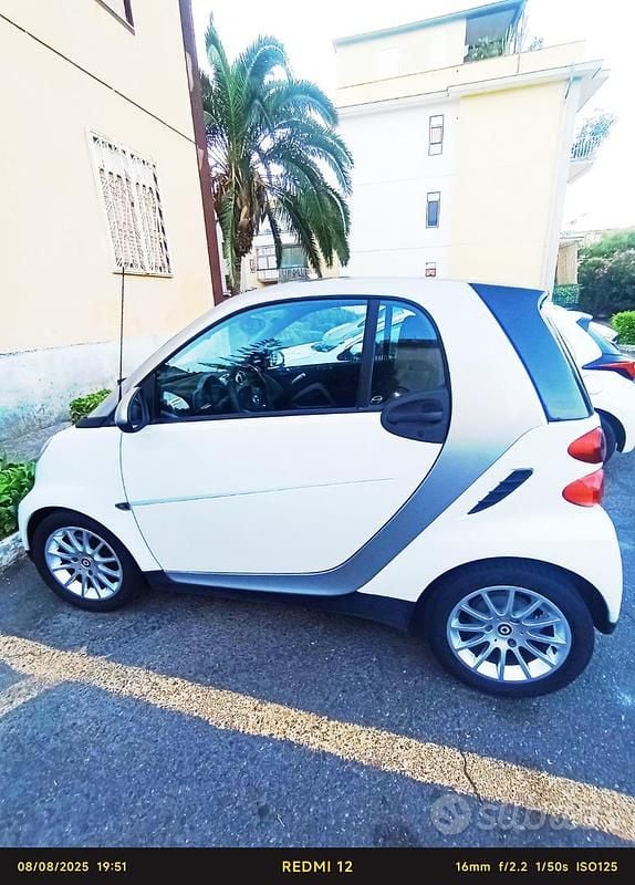 Bianco Usata 2009 Smart ForTwo Coupé Coupé | 4000 € (Super prezzo) - Immagine 1/4