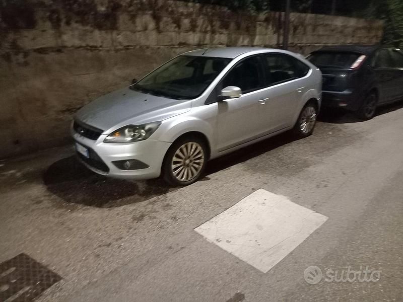 Usata Ford Focus 90 CV (66 kW) 2009 Grigio Berlina