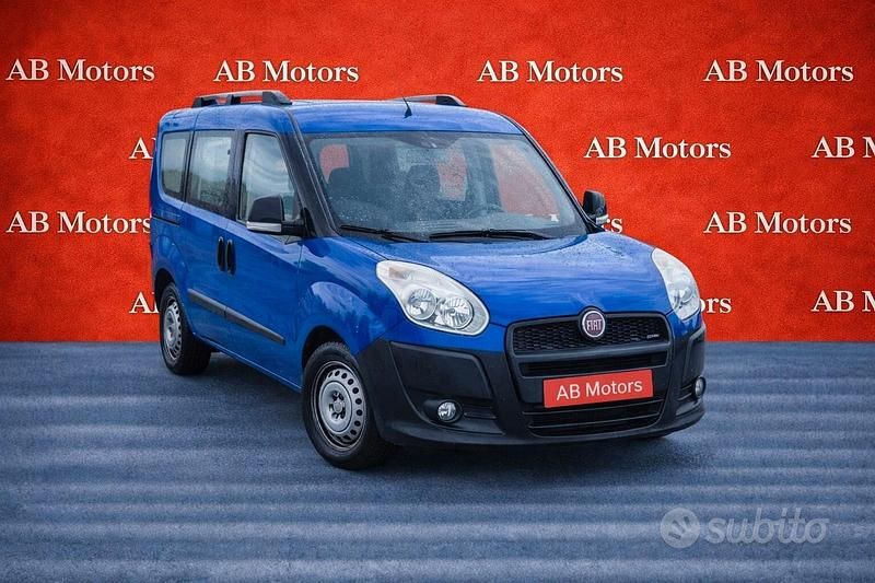 Usata Fiat Doblò Pop 105 CV (77 kW) 2014 Blu Monovolume