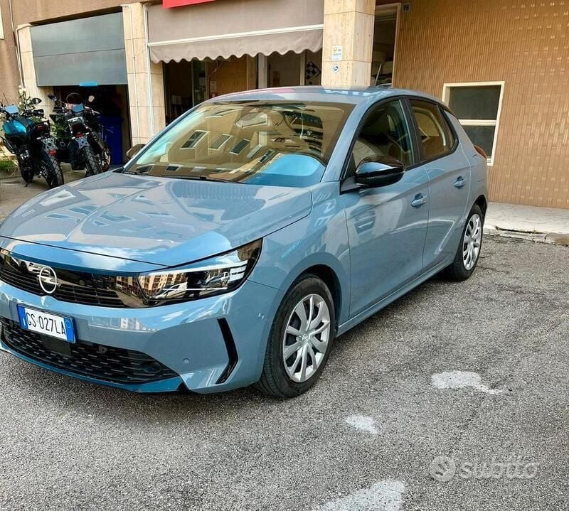 Usata Opel Corsa 101 CV (74 kW) 2024 Utilitaria