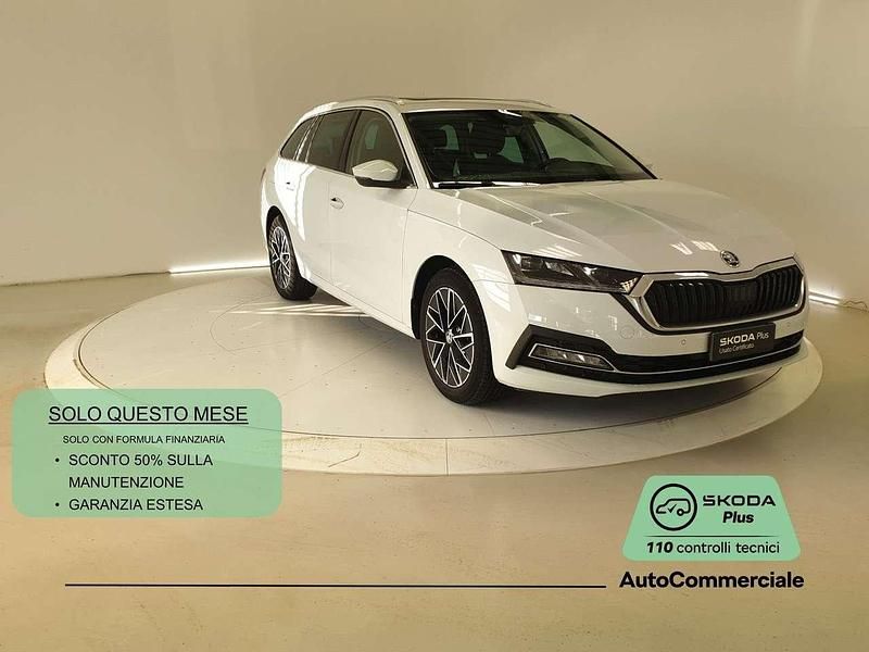 Bianco Usata 2022 Skoda Octavia Style Station wagon | 23.600 € (Molto cara) - Immagine 1/4