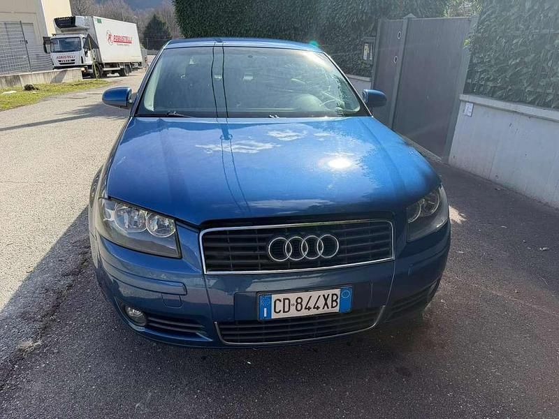 Usata Audi A3 Ambition 140 CV (102 kW) 2003 Blu/azzurro Utilitaria
