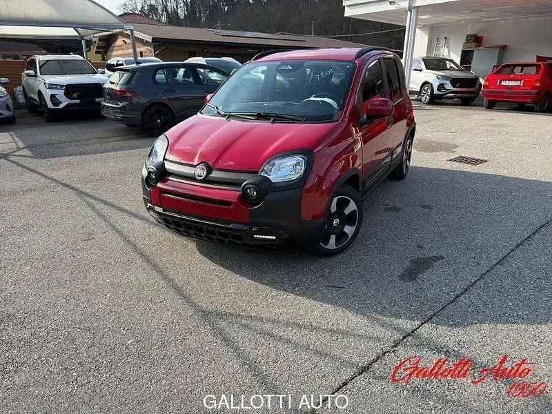 Nuova Fiat Panda Cross 69 CV (50 kW) 2025 Rosso Utilitaria