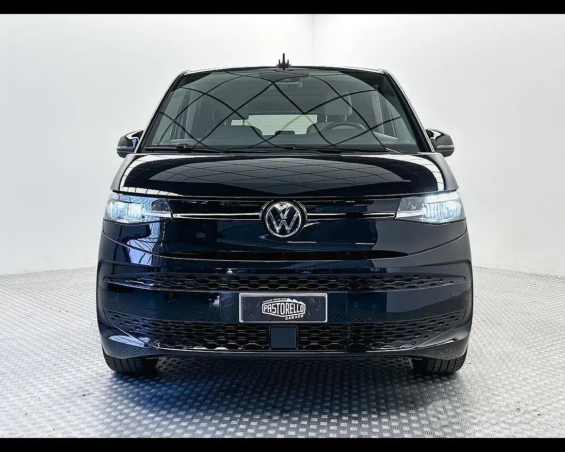 Usata VW Multivan 150 CV (110 kW) 2025 Nero Monovolume
