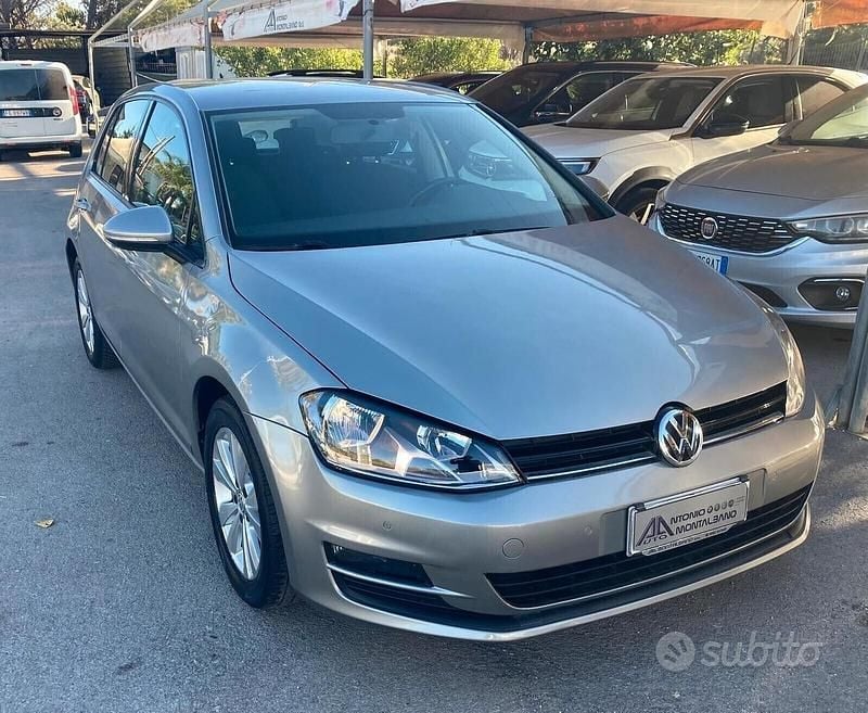 Usata VW Golf VII Comfortline 110 CV (80 kW) 2016 Grigio Berlina