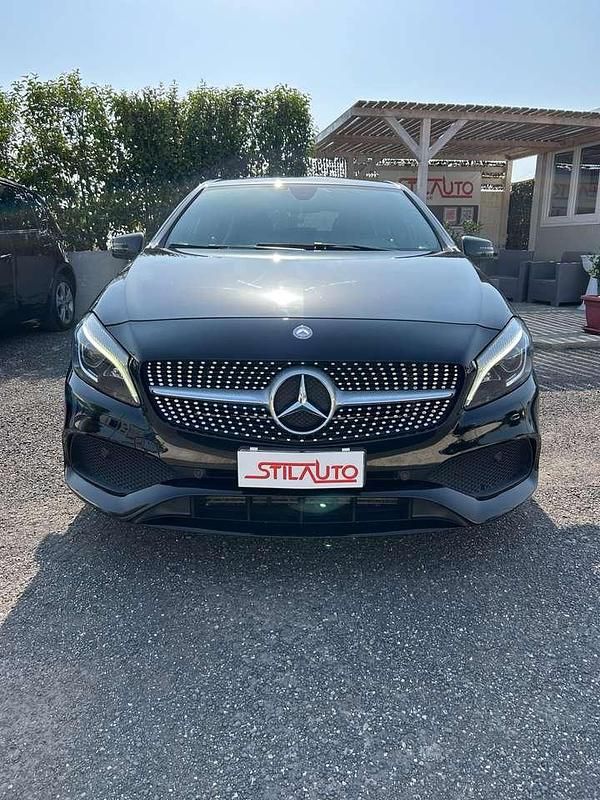 Usata Mercedes A200 Premium 136 CV (100 kW) 2016 Nero Berlina
