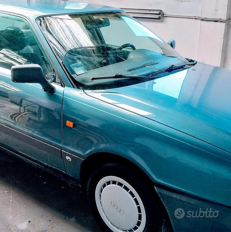 Blu Usata 1987 Audi 80 Tre volumi | 5000 € - Immagine 1/4