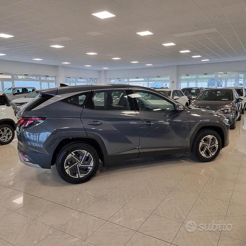 Nuova Hyundai Tucson 115 CV (84 kW) 2025 Grigio SUV