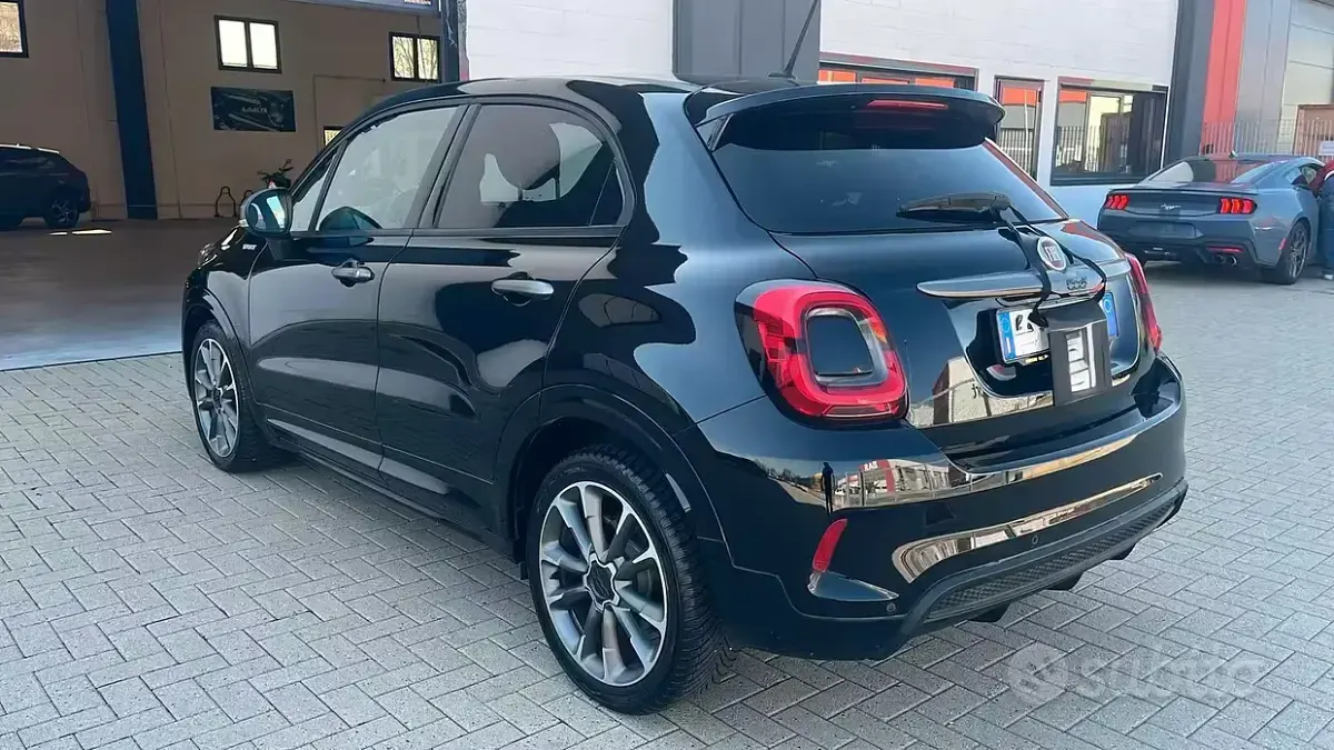 Usata Fiat 500 Sport 120 CV (88 kW) 2020 Nero Station wagon
