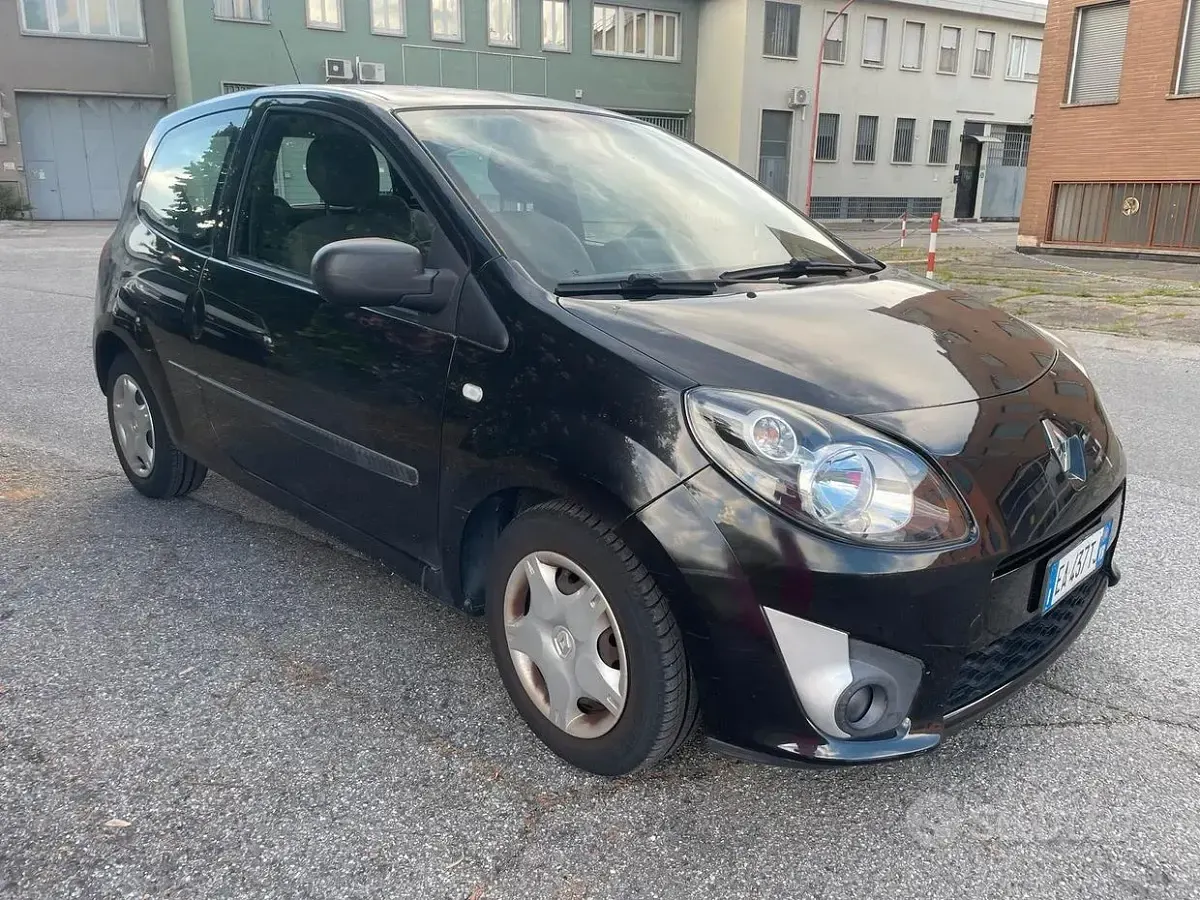 Usata Renault Twingo 75 CV (55 kW) 2010 Utilitaria