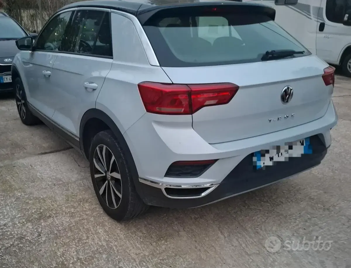 Usata VW T-Roc 150 CV (110 kW) 2019 Bianco SUV