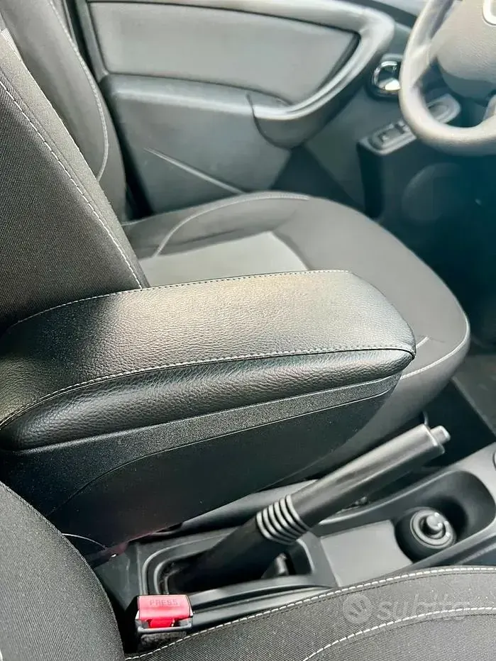 Usata Dacia Duster 105 CV (77 kW) 2016 Bianco SUV
