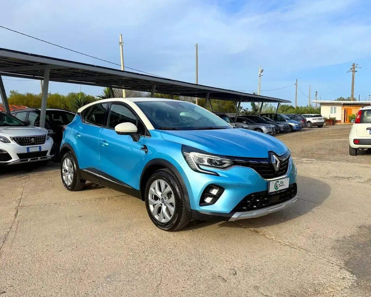 Usata Renault Captur Intens 160 CV (117 kW) 2021 Blu SUV