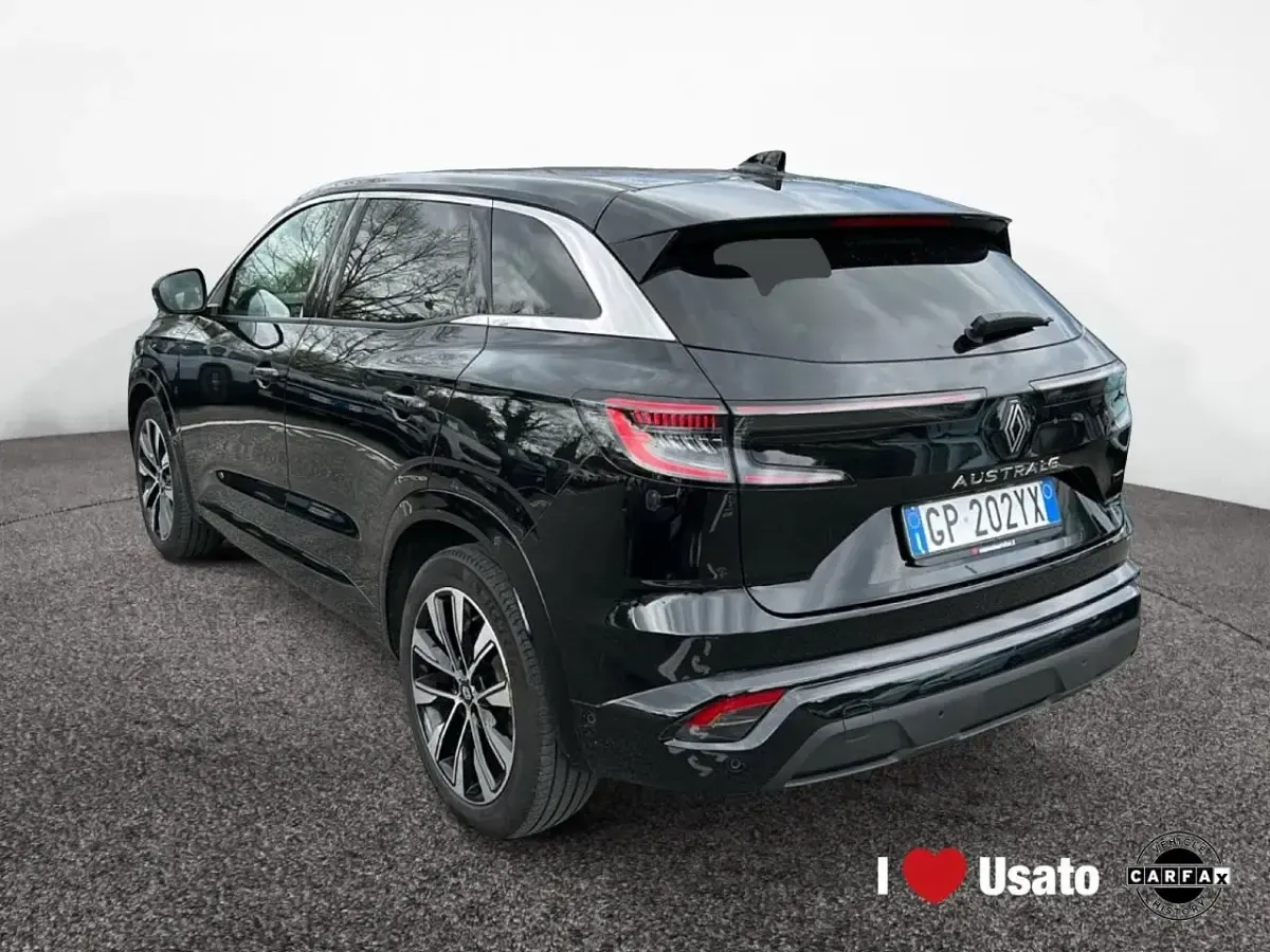 Usata Renault Clio Techno 200 CV (147 kW) 2023 Nero Utilitaria