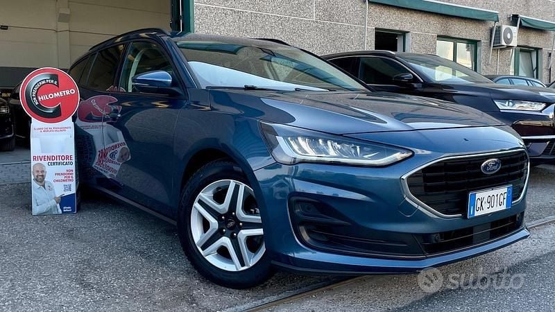 Usata Ford Focus Titanium X 120 CV (88 kW) 2022 Blu Station wagon
