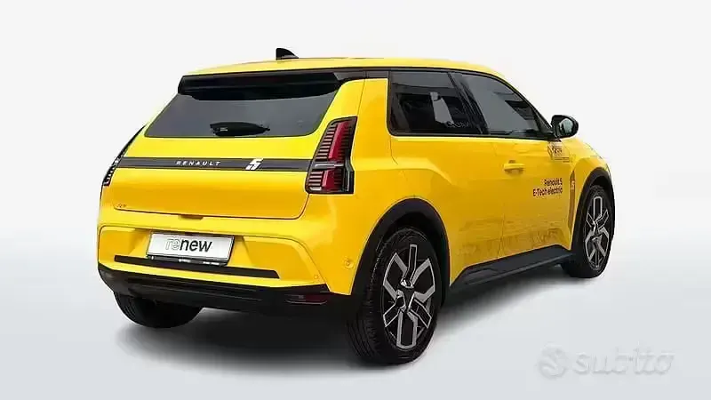 Usata Renault 5 E-Tech Techno 110 kW (150 CV) 2025 Giallo Berlina