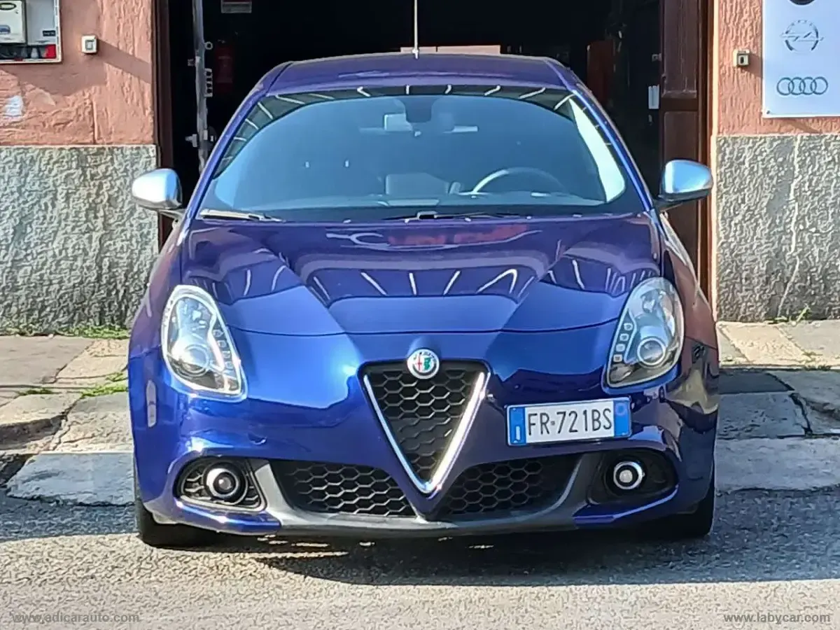 Usata Alfa Romeo Giulietta 120 CV (88 kW) 2018 Blu/azzurro Utilitaria
