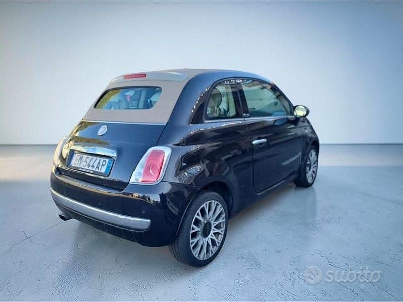 Usata Fiat 500C Rock 84 CV (61 kW) 2012 Nero Cabrio