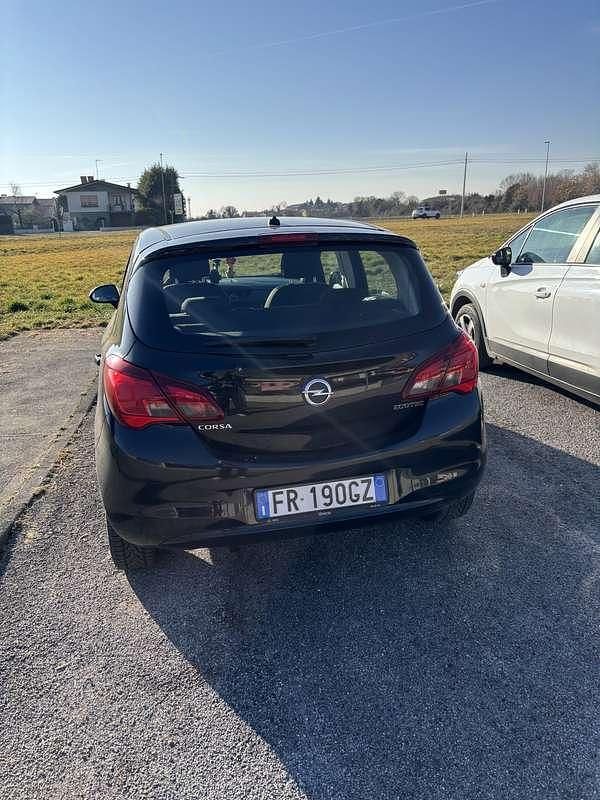 Usata Opel Corsa 101 CV (74 kW) 2018 Berlina