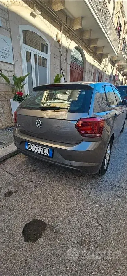 Usata VW Polo 95 CV (69 kW) 2020 Grigio Utilitaria