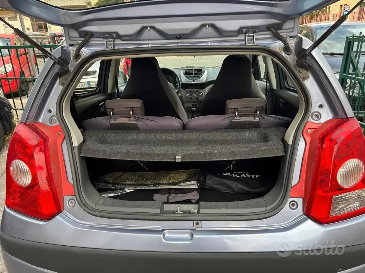 Usata Nissan Pixo 68 CV (50 kW) 2009 Grigio Utilitaria
