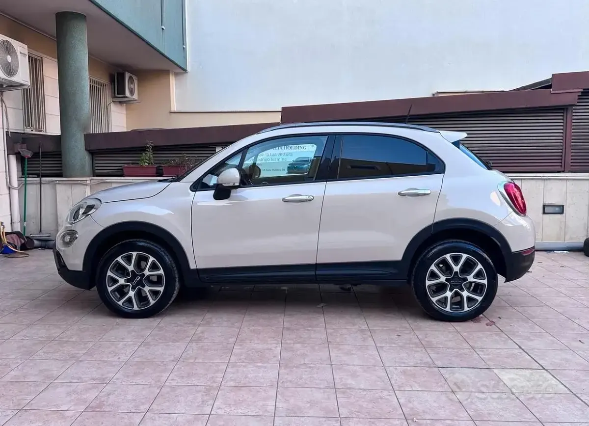 Usata Fiat 500X Cross 140 CV (102 kW) 2015 Beige SUV