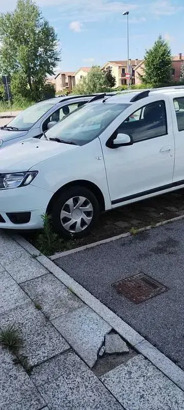 Usata Dacia Logan 72 CV (52 kW) 2015 Bianco Station wagon
