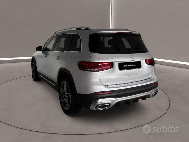 Usata Mercedes GLB200 Premium 150 CV (110 kW) 2023 Grigio SUV