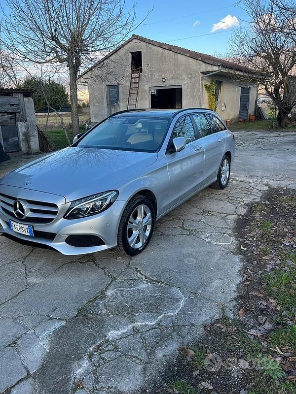 Usata Mercedes C220 170 CV (125 kW) 2015 Grigio Station wagon