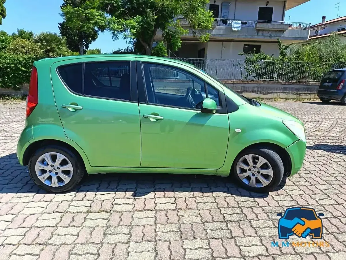 Usata Opel Agila Enjoy 68 CV (50 kW) 2009 Verde Utilitaria
