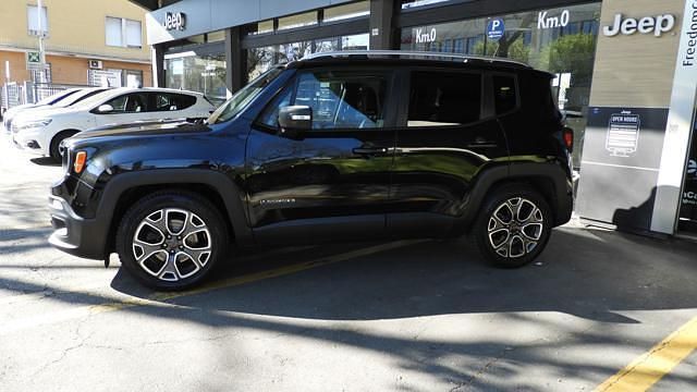 Usata Jeep Renegade Limited 140 CV (102 kW) 2016 Nero SUV