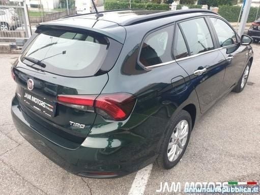 Usata Fiat Tipo Business 120 CV (88 kW) 2020 Verde Station wagon