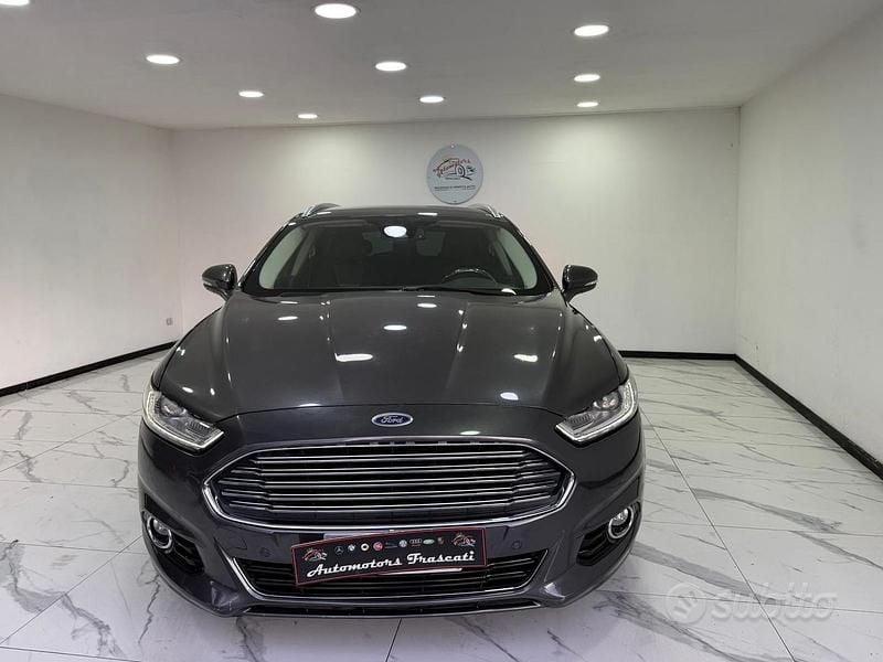 Usata Ford Mondeo Titanium 150 CV (110 kW) 2015 Grigio Station wagon
