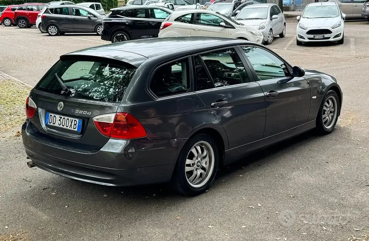 Usata BMW 320 Efficient Dynamics 163 CV (119 kW) 2006 Station wagon