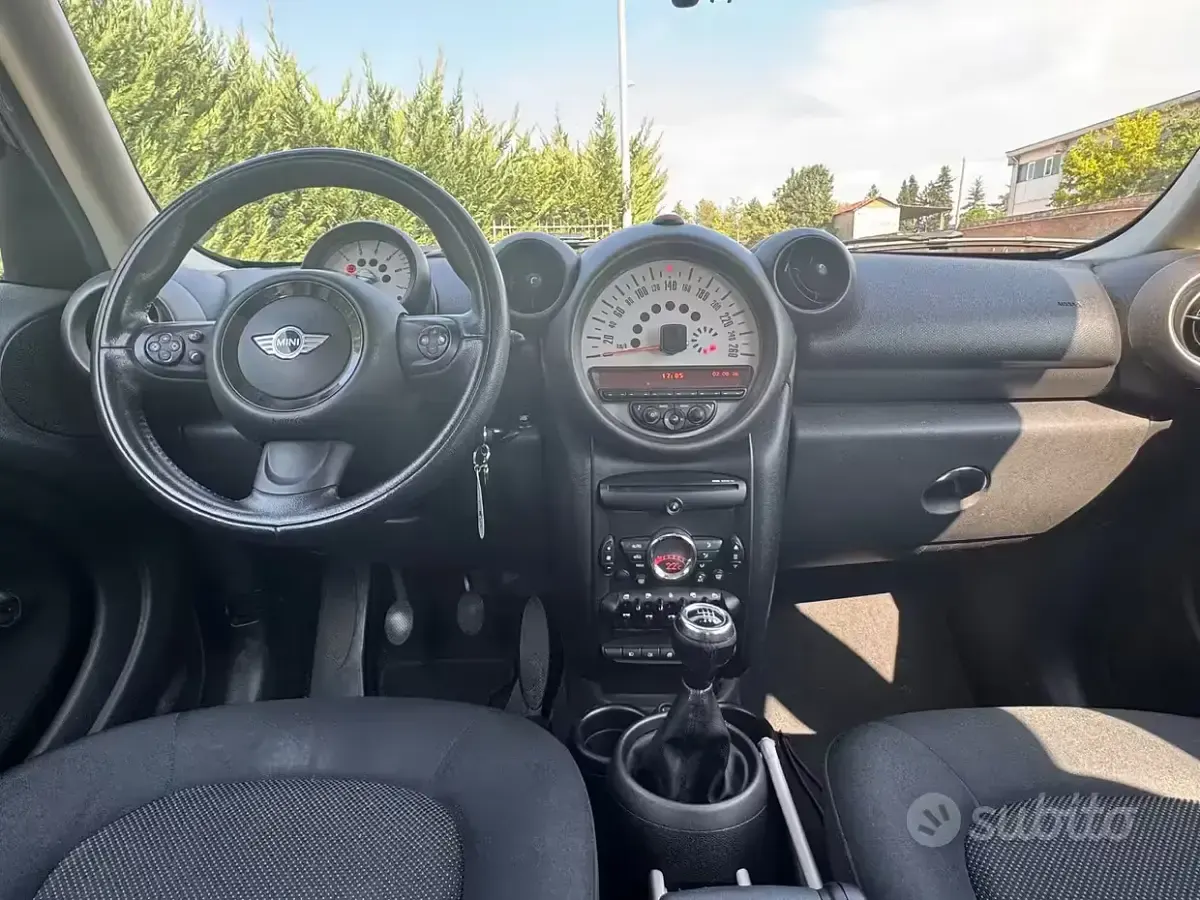 Usata Mini Cooper Countryman 111 CV (81 kW) 2012 Marrone SUV