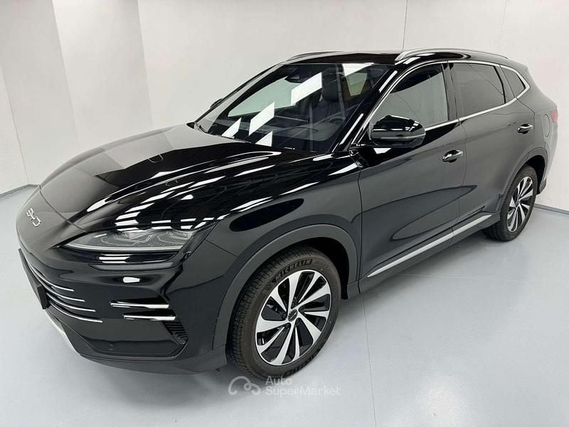 Nuova BYD Seal U Boost 218 CV (160 kW) 2025 Delan black SUV