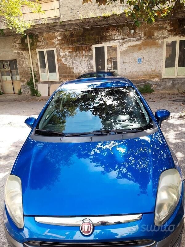 Usata Fiat Punto Evo 77 CV (56 kW) 2011 Blu Utilitaria