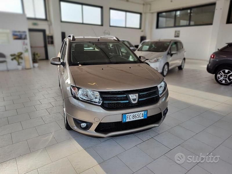 Usata Dacia Logan MCV Lauréate 75 CV (55 kW) 2016 Bronzo Station wagon