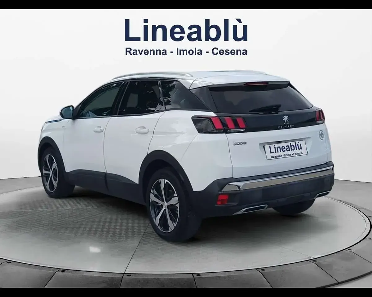 Usata Peugeot 3008 Allure 131 CV (96 kW) 2017 Bianco SUV